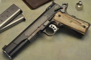 Colt 1911 "Custom"
