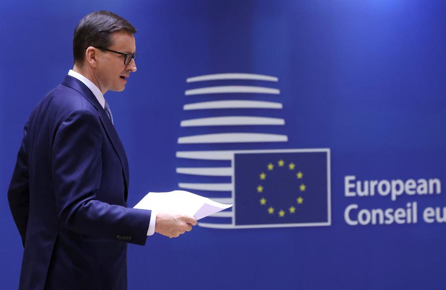 El primer ministro de Polonia, Mateusz Morawiecki, dejó claro que no se dejará intimidar por la Unión Europea. (EFE)