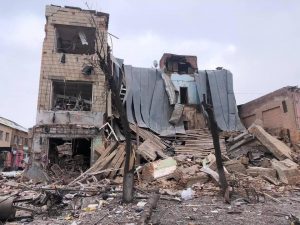 (3/3) Okhtyrka, una cuidad cerca de Sumy, que ha sido destrozada completamente por los ocupantes rusos